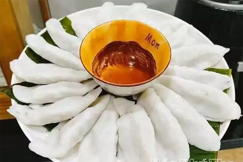 Bánh tai - Món quà quê mộc mạc của người dân Đất Tổ