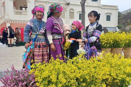 Đặc sắc chợ phiên vùng cao Bắc Hà