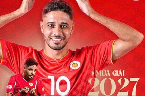 Leo Artur được CLB gia hạn hợp đồng
