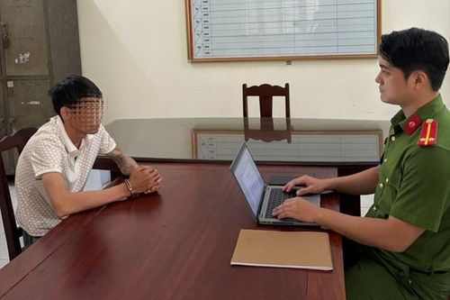 Phát hiện thanh niên mang 15 gói ma túy trước cổng bệnh viện ở Phú Thọ