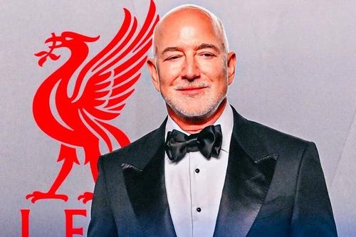 Jeff Bezos mang triết lý làm giàu của Buffett đến Liverpool