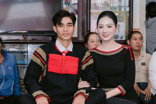 Cưới cô gái Ê Đê 20 tuổi xinh đẹp, chú rể cam kết điều đặc biệt về sính lễ