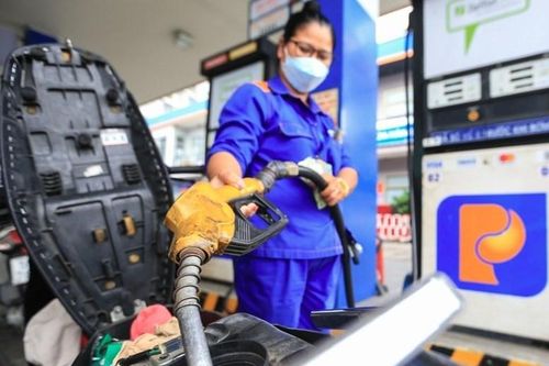 Sau kỳ nghỉ lễ, khoản chi nào có thể tăng theo giá xăng?