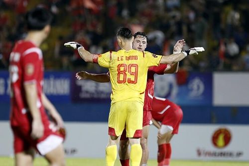 Hà Nội FC thua đau Công an TP.HCM, HLV Harry Kewell chỉ ra điểm khác biệt
