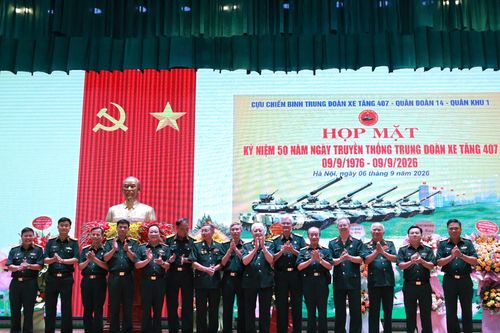Họp mặt truyền thống cựu chiến binh Trung đoàn xe tăng 407