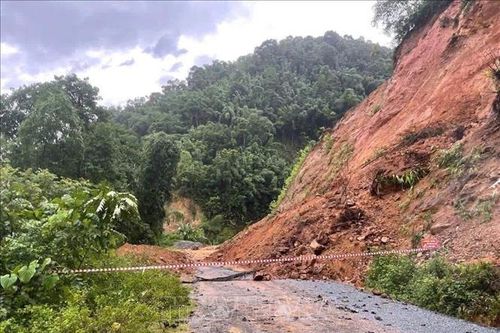 Cảnh báo lũ quét, sạt lở đất trong đêm và rạng sáng ở Gia Lai