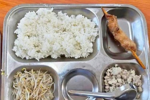 Thủ tướng chỉ đạo xử lý nghiêm các tổ chức, cá nhân vi phạm an toàn, chất lượng bữa ăn bán trú trong trường học