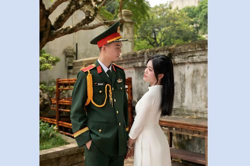 Tình yêu chiến sĩ: Vì hiểu nên yêu!