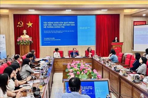 Thúc đẩy bình đẳng giới trong khu vực công gắn với tinh gọn bộ máy của hệ thống chính trị