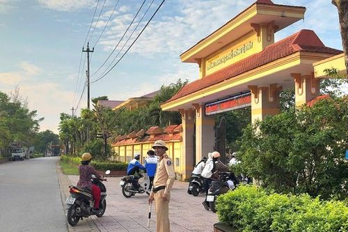 Bảo đảm an toàn giao thông trong năm học mới