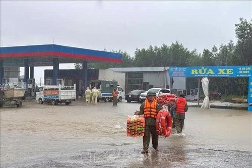 Thanh Hóa sơ tán 1.000 hộ dân đến nơi an toàn do mưa lũ