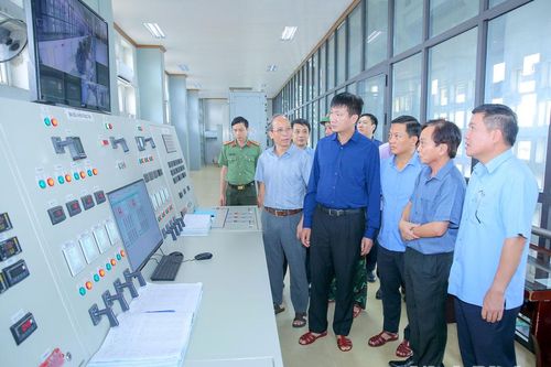Đồng chí Bí thư Tỉnh ủy Trần Huy Tuấn kiểm tra công tác phòng, chống, ứng phó mưa, lũ