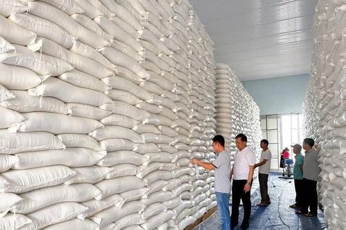 Bộ Tài chính đề xuất cơ chế 'mượn kho' giải cứu thị trường