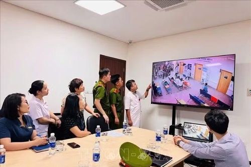 Bắt khẩn cấp người phát livestream gây rối tại bệnh viện