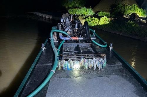 Vĩnh Long: Phát hiện ghe chở khoảng 40 m³ cát chưa chứng minh được nguồn gốc
