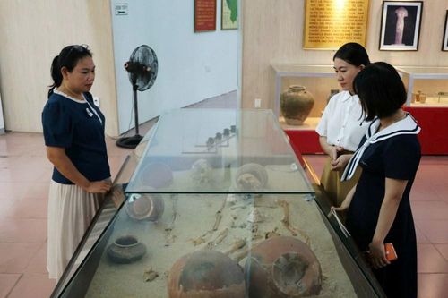Mộ song táng 2.500 năm và những bí ẩn văn hóa Sa Huỳnh