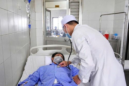Cần Thơ: Cứu sống bệnh nhân bị hai thanh sắt đâm, nhờ báo động đỏ nội viện