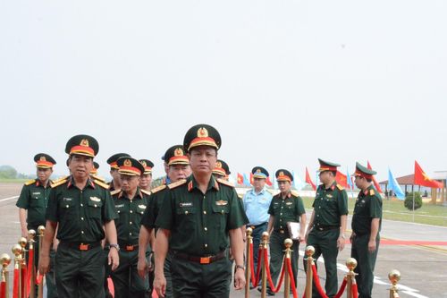 Tổng duyệt Lễ xuất quân Bệnh viện dã chiến cấp 2 số 8 và Đội Công binh số 5
