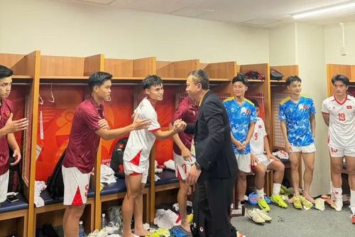 Đội tuyển nữ và đội tuyển U23 Việt Nam nhận gửi gắm đặc biệt trước vòng tứ kết Asiad 20