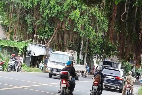 Án mạng tại phòng trọ ở TPHCM, 4 người thương vong