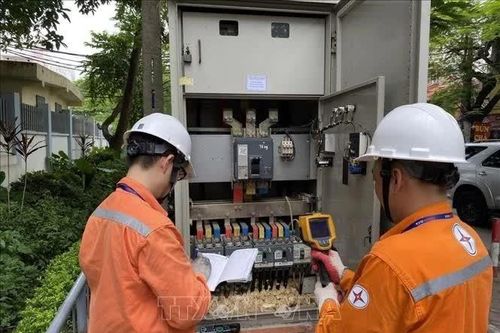 Cân nhắc giá điện theo giờ, tránh tăng chi phí cho người dân