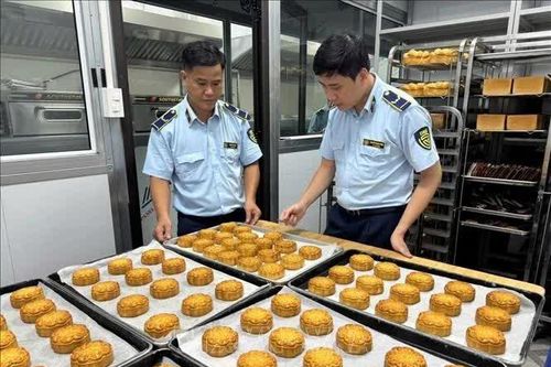 Phát hiện nhiều vi phạm tại cơ sở sản xuất, kinh doanh bánh Trung thu