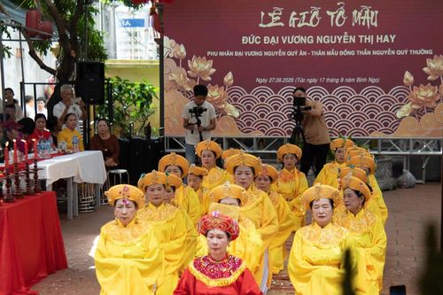 Tưởng niệm Chánh phu nhân Nguyễn Thị Hay - dấu ấn người phụ nữ phía sau một dòng họ khoa bảng