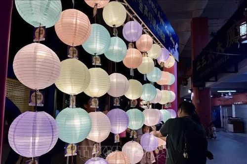 Trung thu tại Singapore - gắn kết con người trong lung linh nghệ thuật