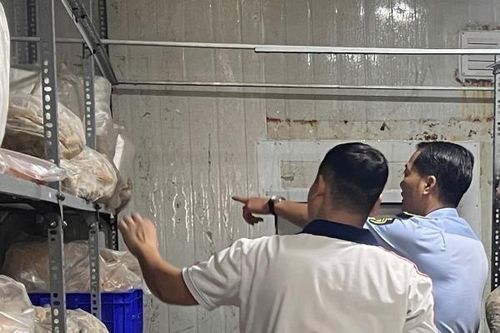 Đồng Nai: Phát hiện hơn 256 kg thịt gà không có hạn sử dụng