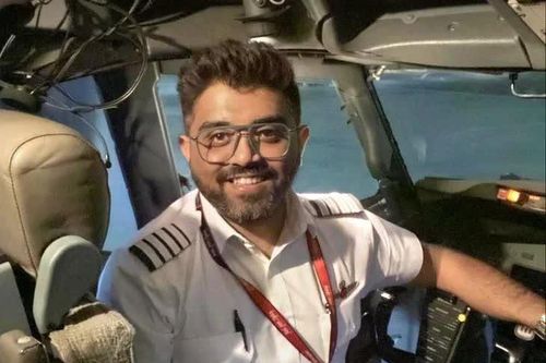 Diễn biến mới vụ cơ trưởng chống trả cơ phó, cứu cả chuyến bay chở khách của Flydubai