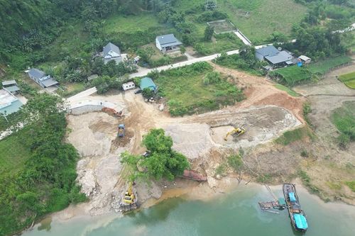 Tuyên Quang tăng cường quản lý đất đai, tài nguyên khoáng sản theo nguyên tắc '06 rõ'