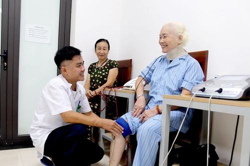 Tuổi già an yên