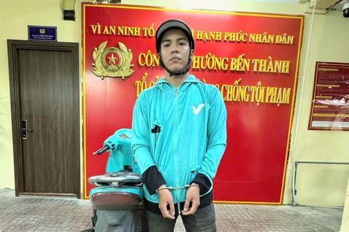 Kẻ cướp điện thoại của du khách ở trung tâm TP.HCM bị bắt sau 10 giờ