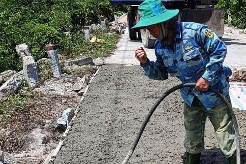 Tạm thời phân luồng giao thông, sửa chữa mố cầu Phò Nam B