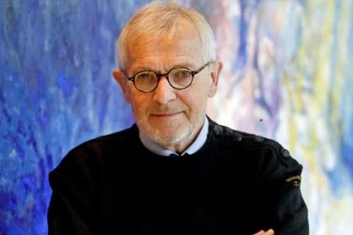 Nhà khoa học Mỹ giành giải Nobel Vật lý nhờ tìm ra hạt vô hình từ vũ trụ
