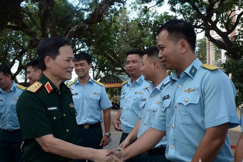 Những cánh bay trên đất võ Tây Sơn