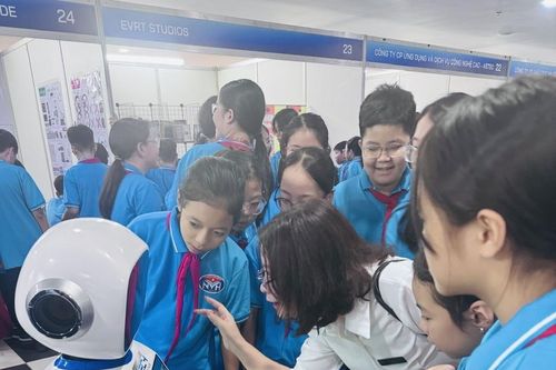 Hà Nội nối nhịp AI, STEM với thực tiễn