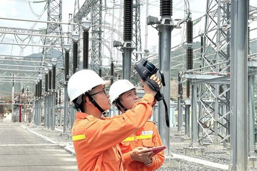 Tái cấu trúc Tập đoàn Điện lực Việt Nam: Bài toán cân bằng giữa thị trường điện cạnh tranh và an ninh năng lượng vĩ mô