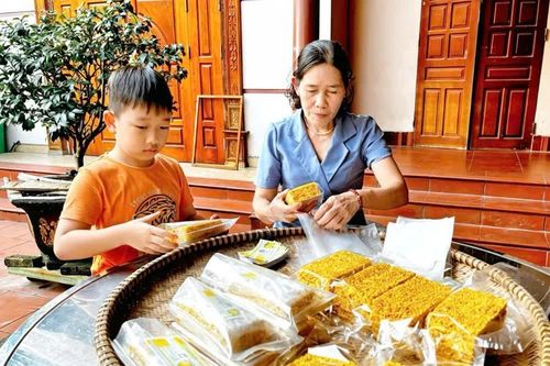 Thức quà mộc mạc đượm hồn quê
