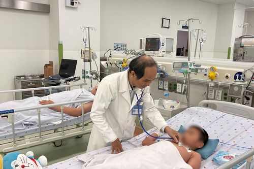 Nhiều bệnh truyền nhiễm cùng tăng ở TP.HCM, nguy cơ 'dịch chồng dịch'