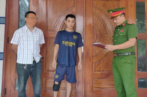 Bắt tạm giam 'con nghiện'