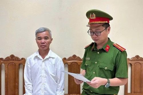 Phú Thọ: Khởi tố 2 cựu cán bộ xã tự ý bán đất, trụ sở công