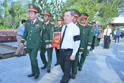 Cần Thơ tổ chức Lễ viếng, truy điệu và an táng 120 hài cốt liệt sĩ