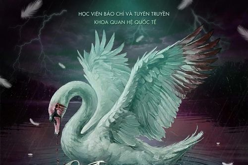 Khắc họa hành trình sa ngã và thức tỉnh của con người qua bộ ảnh Halloween trường Báo 'Hamartia'
