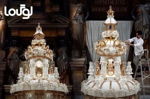 Choáng ngợp với chiếc bánh cưới nặng nửa tấn, trang trí bằng 33.000 cánh hoa