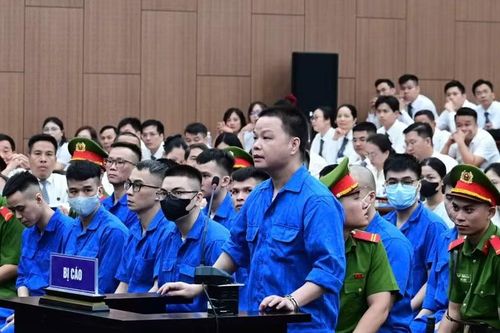 Vụ Mr Pips, bị cáo dùng tiền lừa đảo mua vàng, bất động sản
