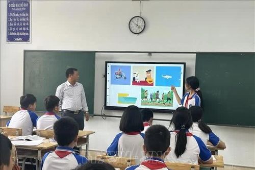 Rà soát, khắc phục tình trạng chồng chéo phần mềm trong trường học