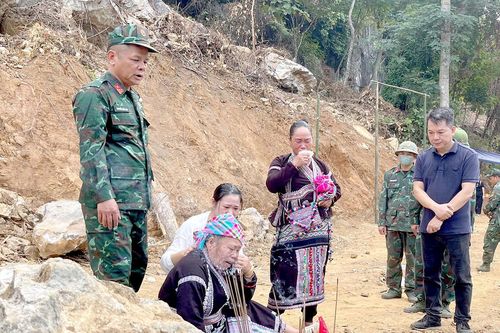 Cuộc gặp đặc biệt sau hơn bốn mươi năm