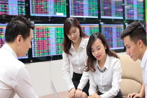 Sửa Luật Chứng khoán: Hoàn thiện tiêu chuẩn nhân sự, củng cố niềm tin thị trường