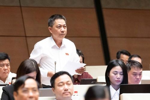 Luật Nhà ở​ (sửa đổi) cần rõ trách nhiệm, bảo đảm quyền lợi người dân